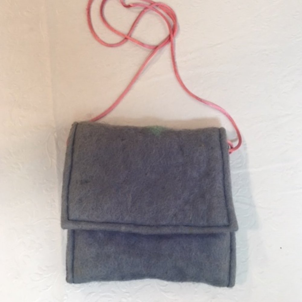 Handmade Felted Crossbody/Purse bag From Martha's Vineyard LIKE NEW
